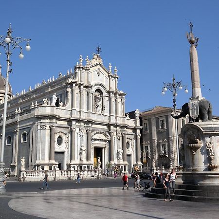 Chloe'S Apartment Acireale Exterior photo