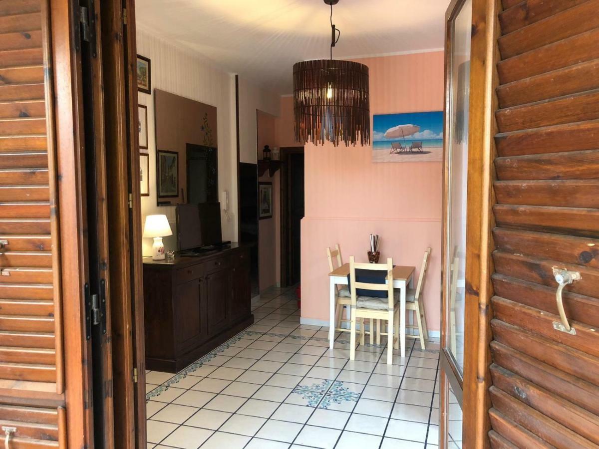 Chloe'S Apartment Acireale Exterior photo